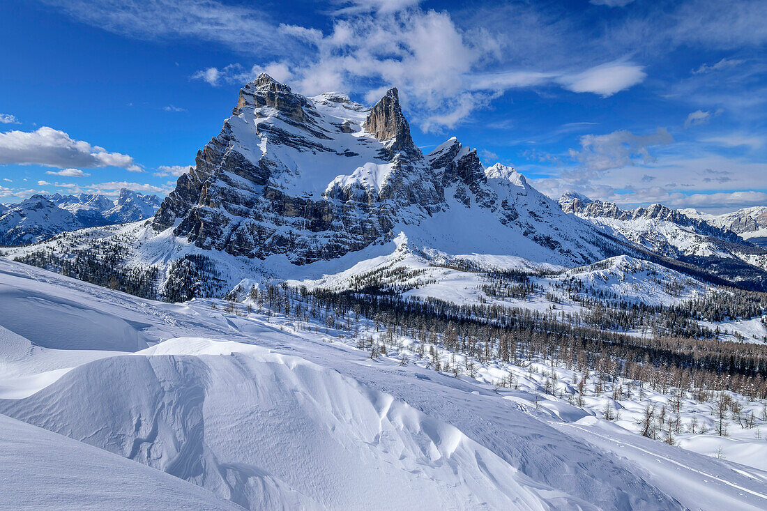 Blick auf Monte Pelmo, vom Monte Penna, Ampezzaner Dolomiten, Dolomiten, UNESCO Welterbe Dolomiten, Venezien, Italien