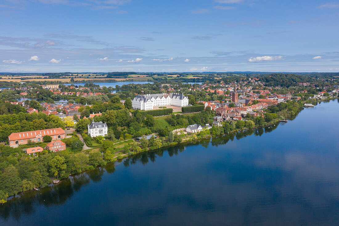 Plöner Schloss am Plöner See, Schleswig-Holstein, Deutschland