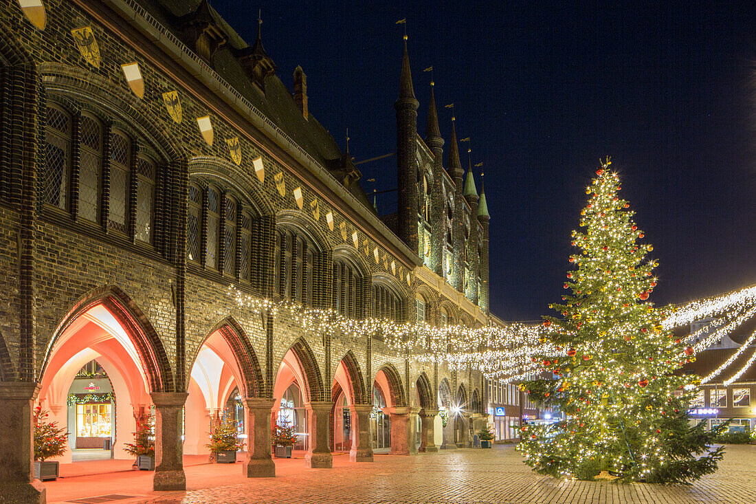  Christmas market, Hanseatic City of Luebeck, UNESCO World Heritage Site, Schleswig-Holstein, Germany 