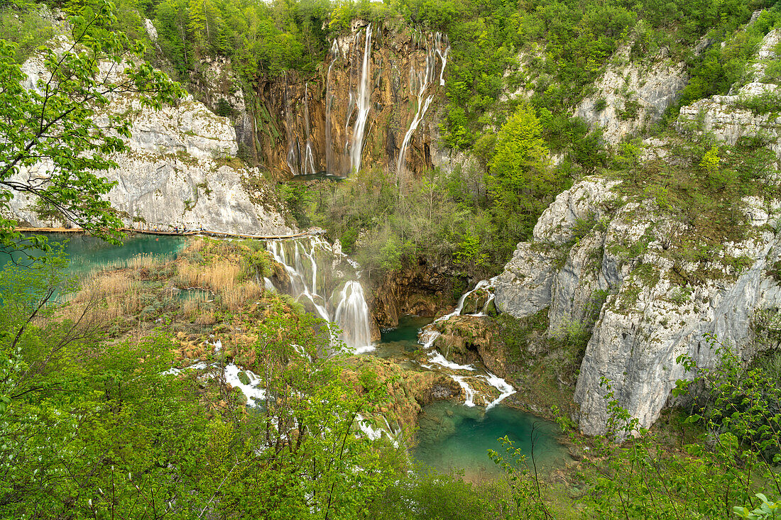  The large waterfall Veliki slap in Plitvice Lakes National Park, Croatia, Europe  