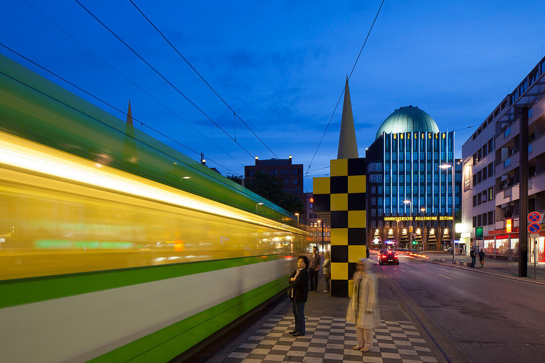  Steintorplatz, BUSSTOPS stop, Anzeiger-Hochhaus, Hanover, Lower Saxony, Germany 