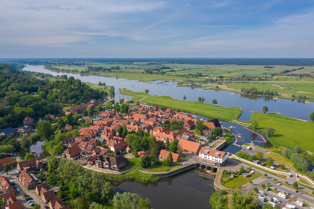  View of the old town of Hitzacker on the Elbe, summer, Lower Saxony, Germany 