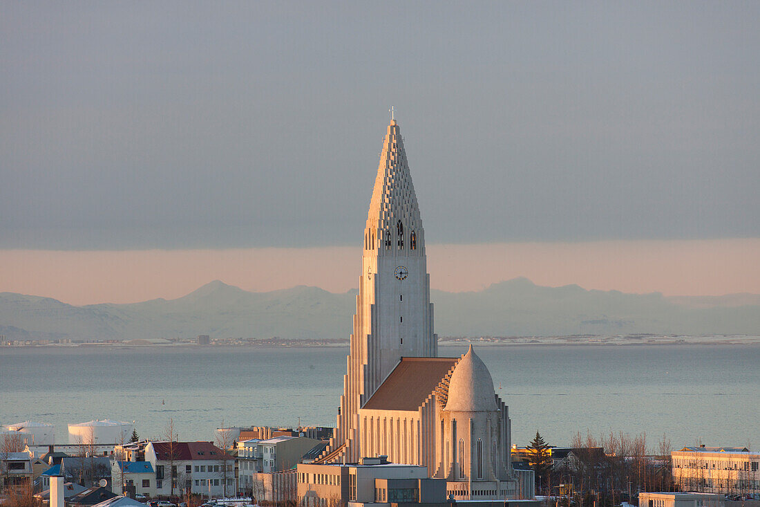  View of Hallgrimskirkja and Reykjavik, winter, Reykljavik, Iceland 