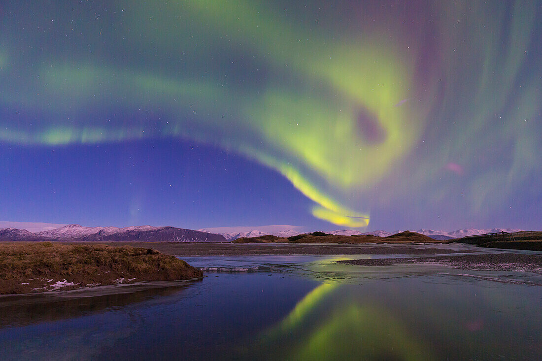 Nordlicht, Aurora borealis, am Nachthimmel, Winter, Island