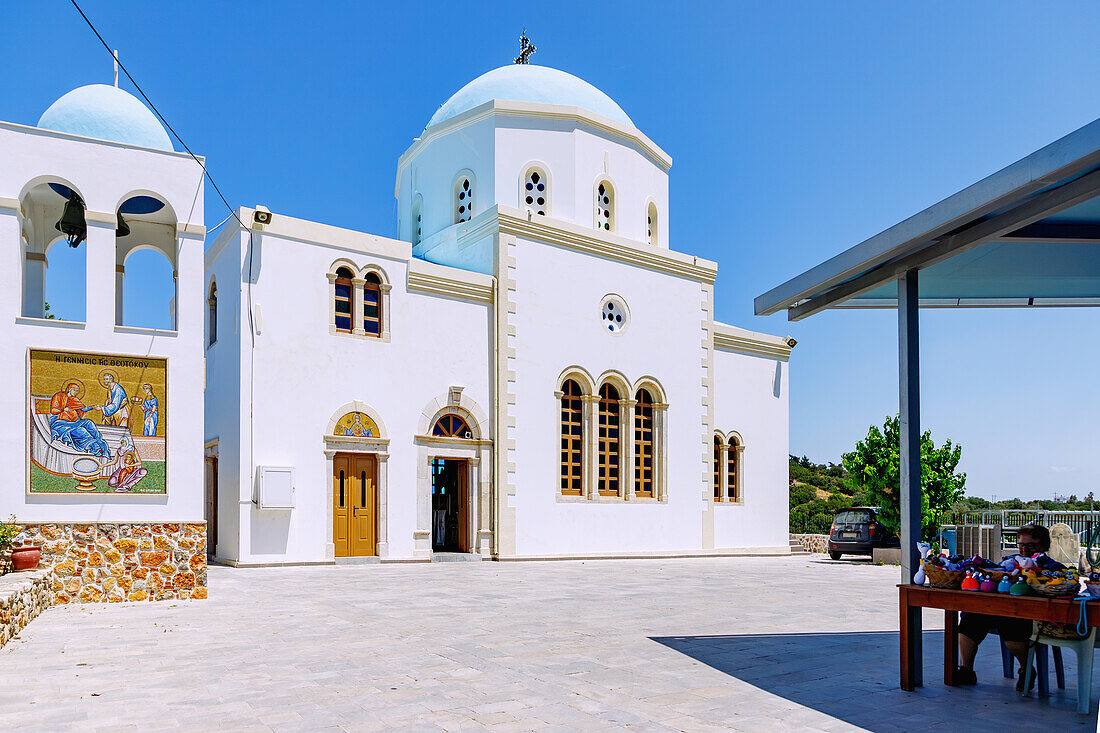 Kirche Agios Georgios (Kimissis tis Theotoku) im Bergdorf Zia auf der Insel Kos in Griechenland