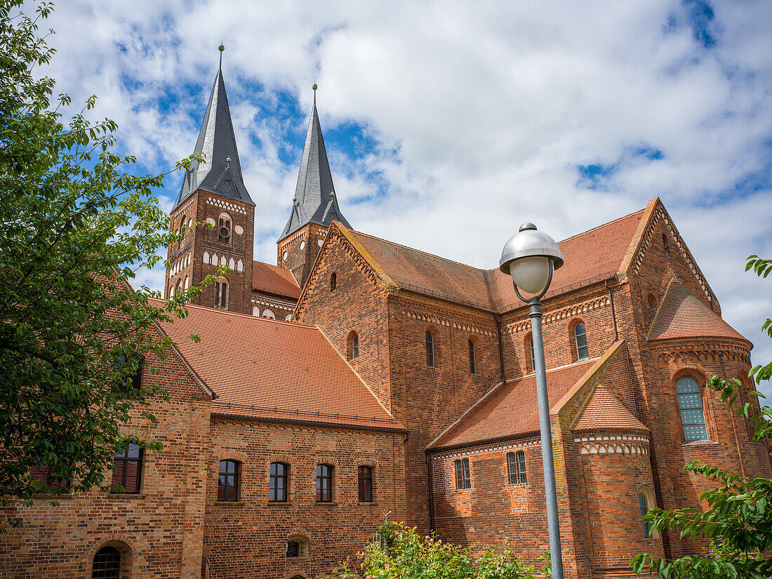  Jerichow Monastery, Jerichow, Jerichower Land District, Saxony-Anhalt, Central Germany, Germany, Europe 