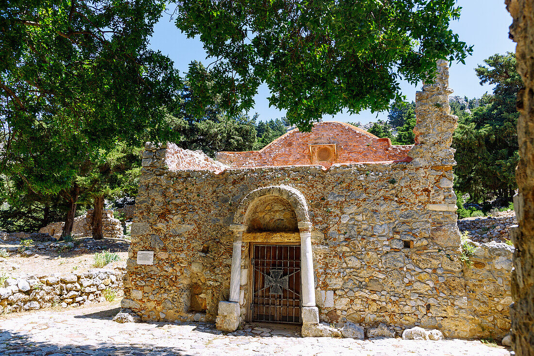 Kirche Panagia ton Kastrianon in der Ruinenstadt Paleo Pyli (Palio Pili, Palea Pyli, Alt-Pyli, Old Pyli) auf der Insel Kos in Griechenland