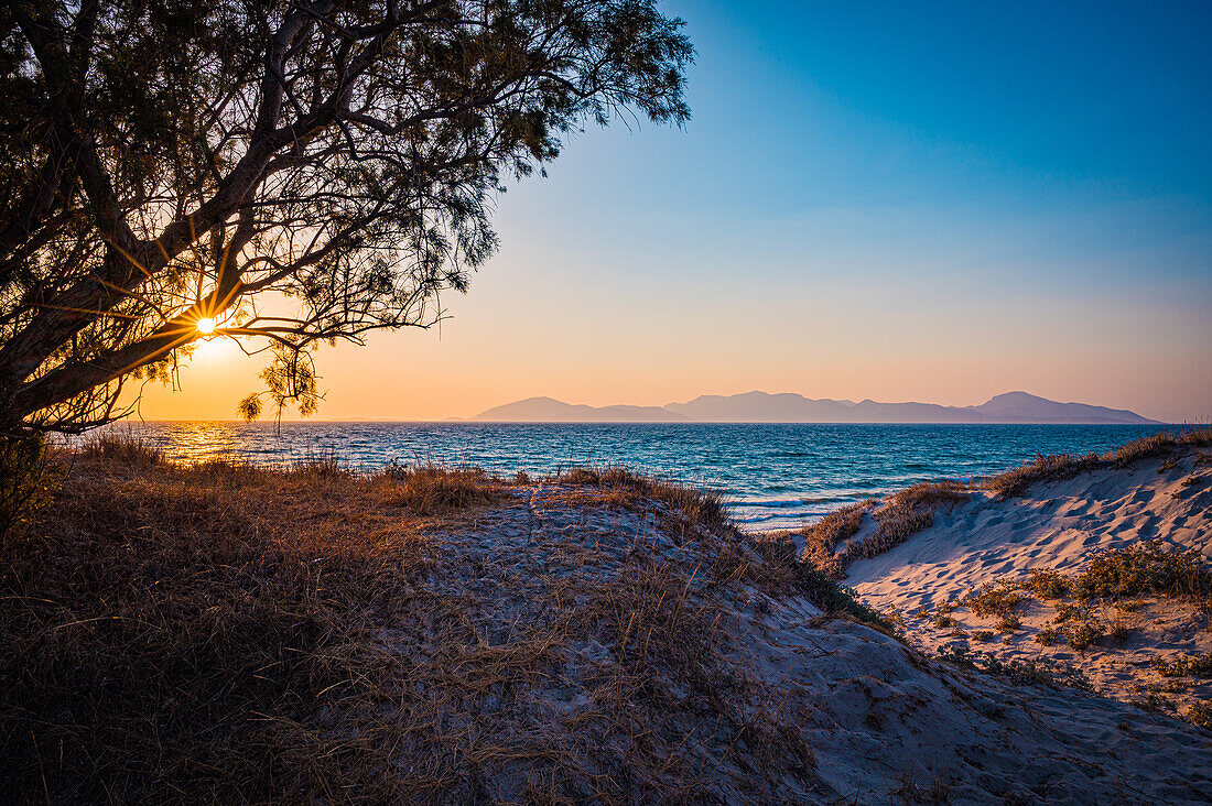  Beach on Kos island near Mastichari town in summer at sunset, Mastichari, Kos, Greece 