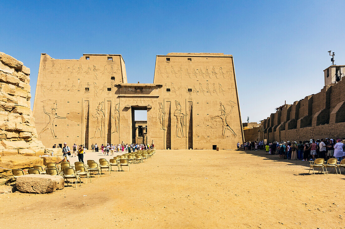  The Temple of Edfu is an ancient Egyptian temple complex on the western edge of the city of Edfu in Upper Egypt. 