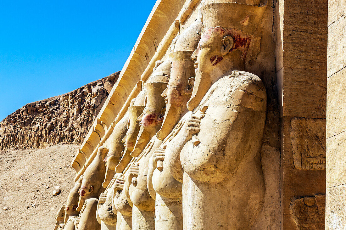  Anichten, detailed views in the Valley of the Kings, Egypt 