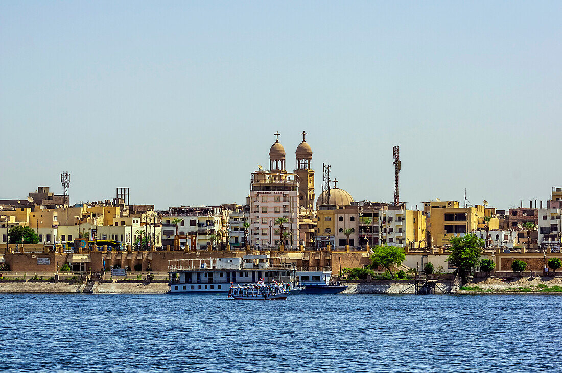 Blick auf einen Teilbereich von Luxor, Ägypten