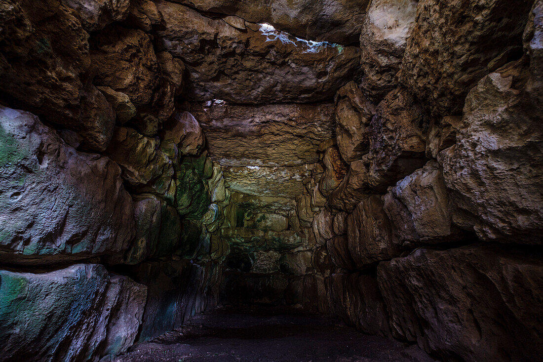 Rafal Rubí naveta sur, bronze age, Alaior, Menorca, Balearic Islands, Spain