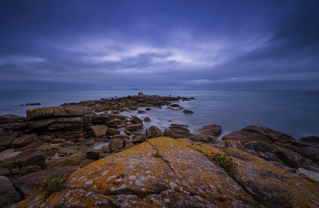  Cloudy day on the Breton coast, Brittany, France, Europe 