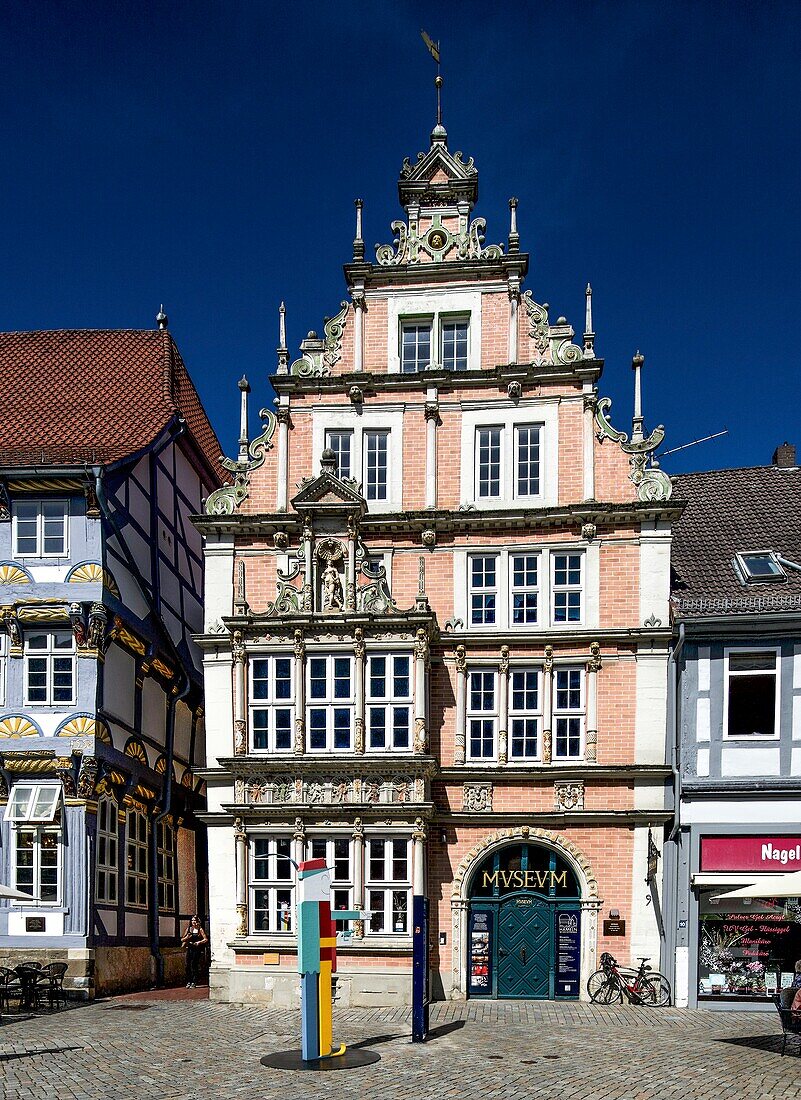  Leist-Haus (1585) in Osterstraße, Old Town of Hameln, Lower Saxony, Germany 