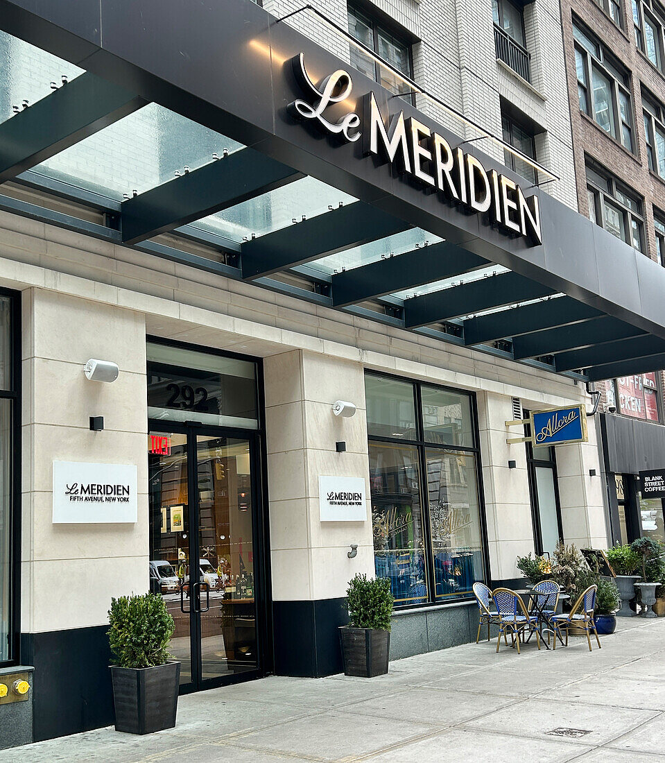 La Meridien Hotel, building exterior, Fifth Avenue, New York City, New York, USA