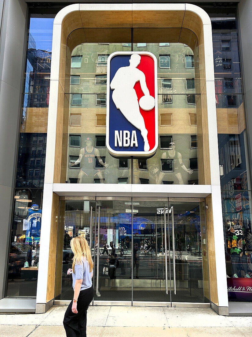 NBA store, building exterior with company logo, Fifth Avenue, New York City, New York, USA