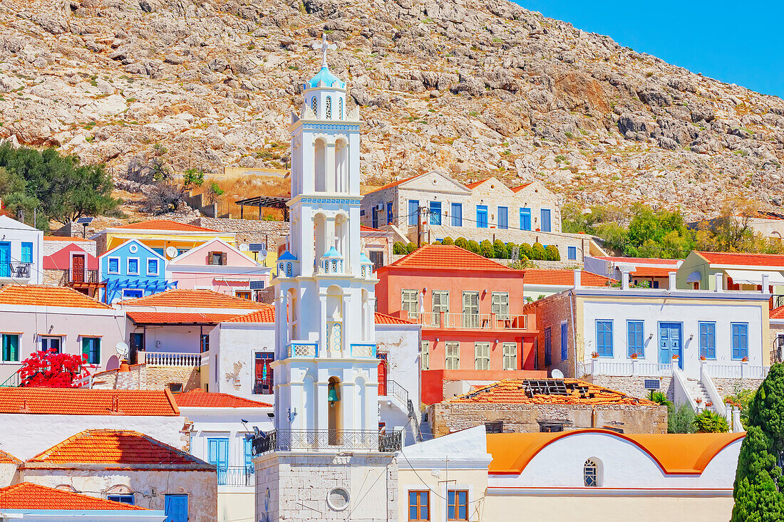 Blick auf die St.-Nikolaus-Kirche, Insel Halki, Chalki, Dodekanes, Griechenland