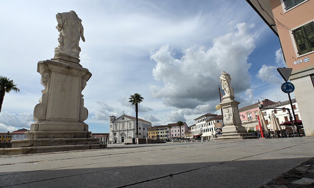  Central square of Palmanova, Friuli, Northern Italy 