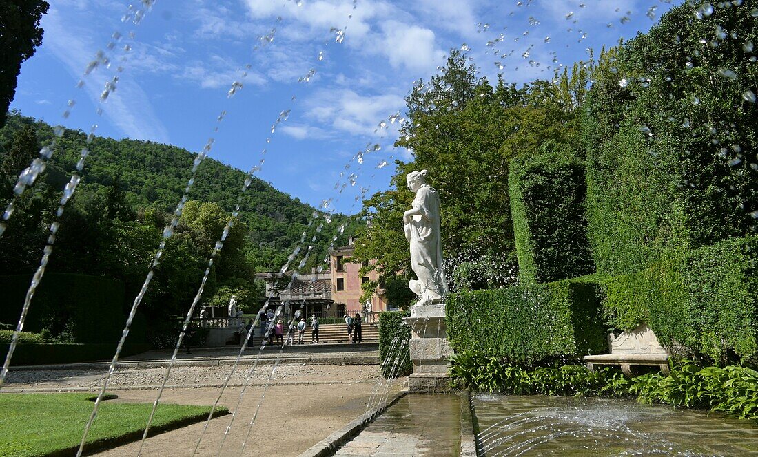 Gärten Barbarigo-Pizzoni von Valsanzibio an den Euganeischen Hügeln, bei Montegrotto, Provinz Padua, Veneto, Italien