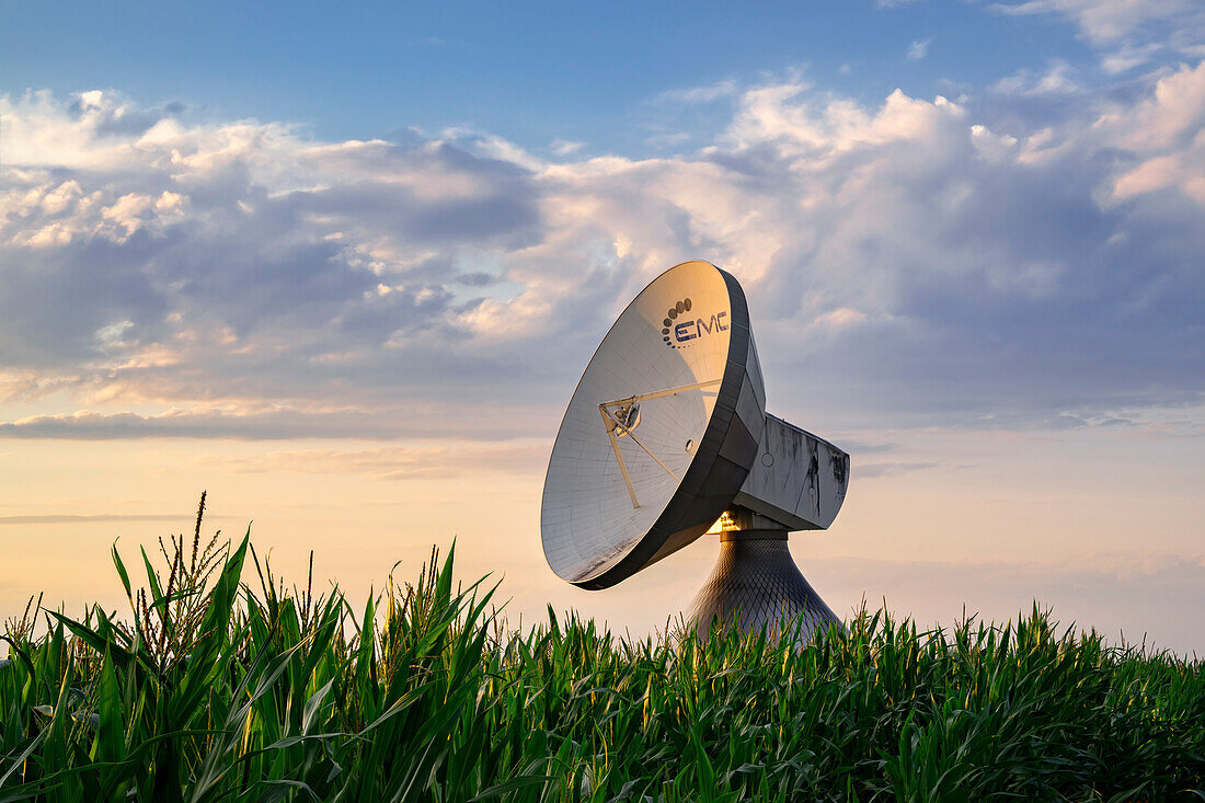  Radio telescope of the earth station, Raisting, Upper Bavaria, Bavaria, Germany 