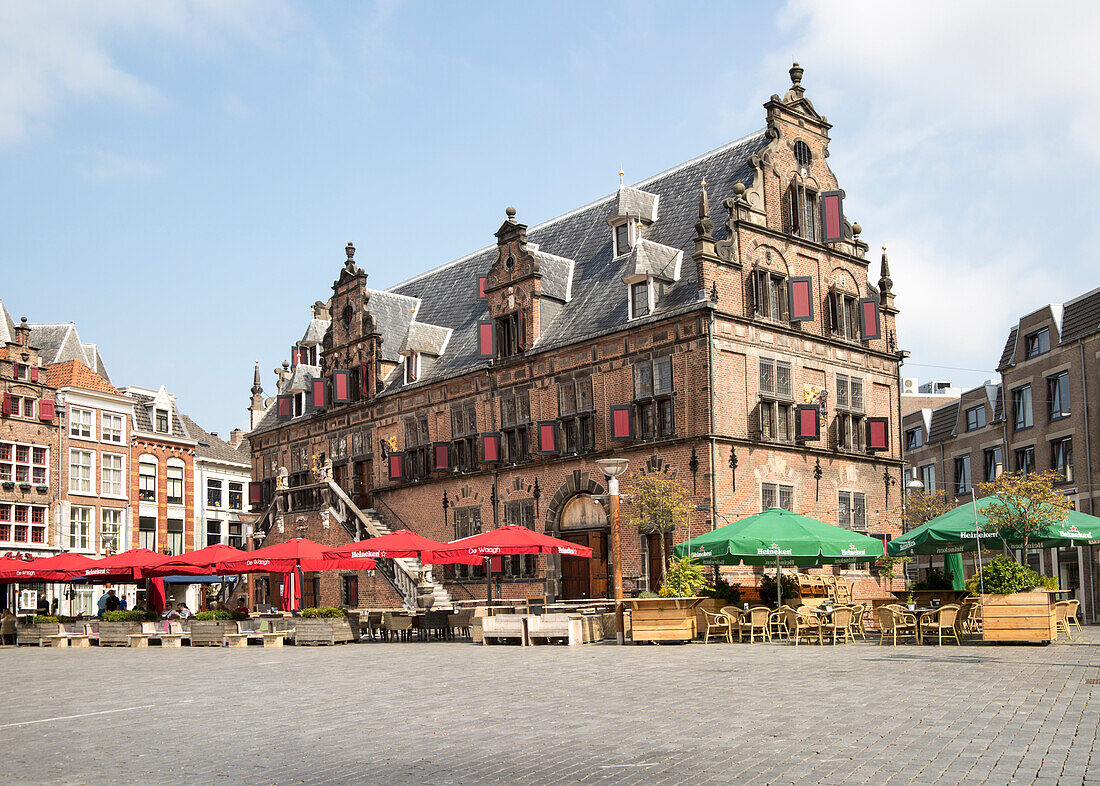  Waaghuis-Gebäude von 1612, Grote Markt, Nijmegen, Gelderland, Niederlande 