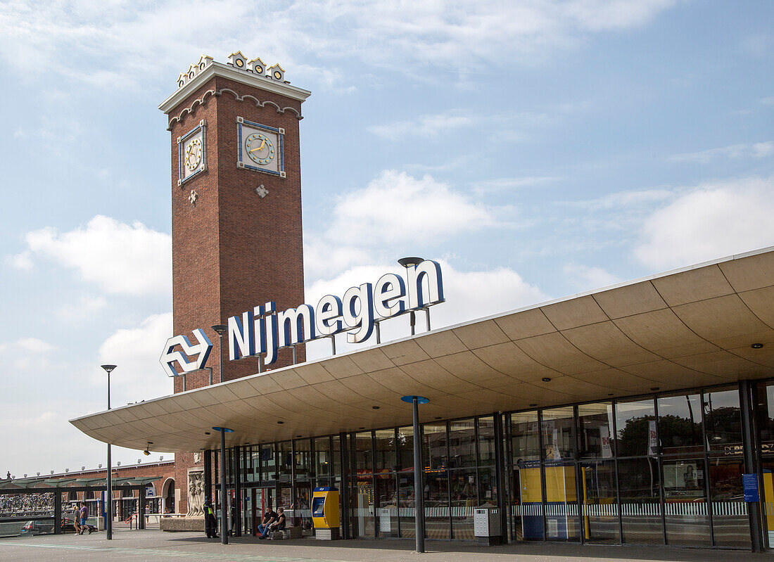 Railway station, Nijmegen, Gelderland, Netherlands