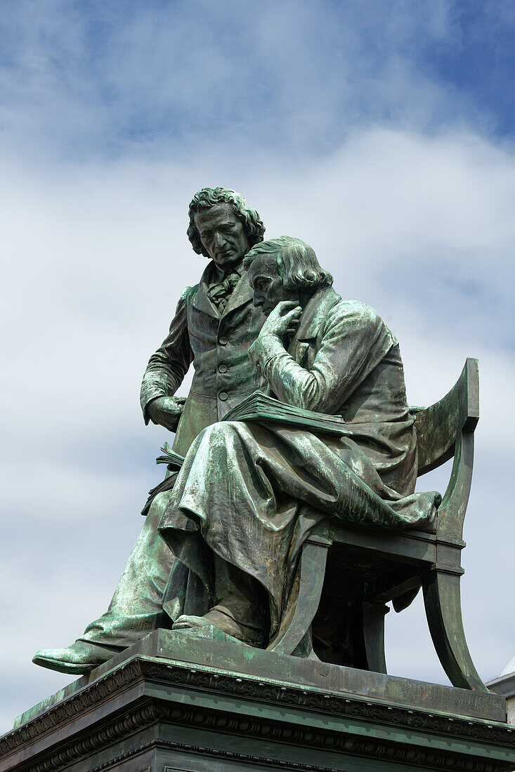  Brothers Grimm monument in Hanau. 