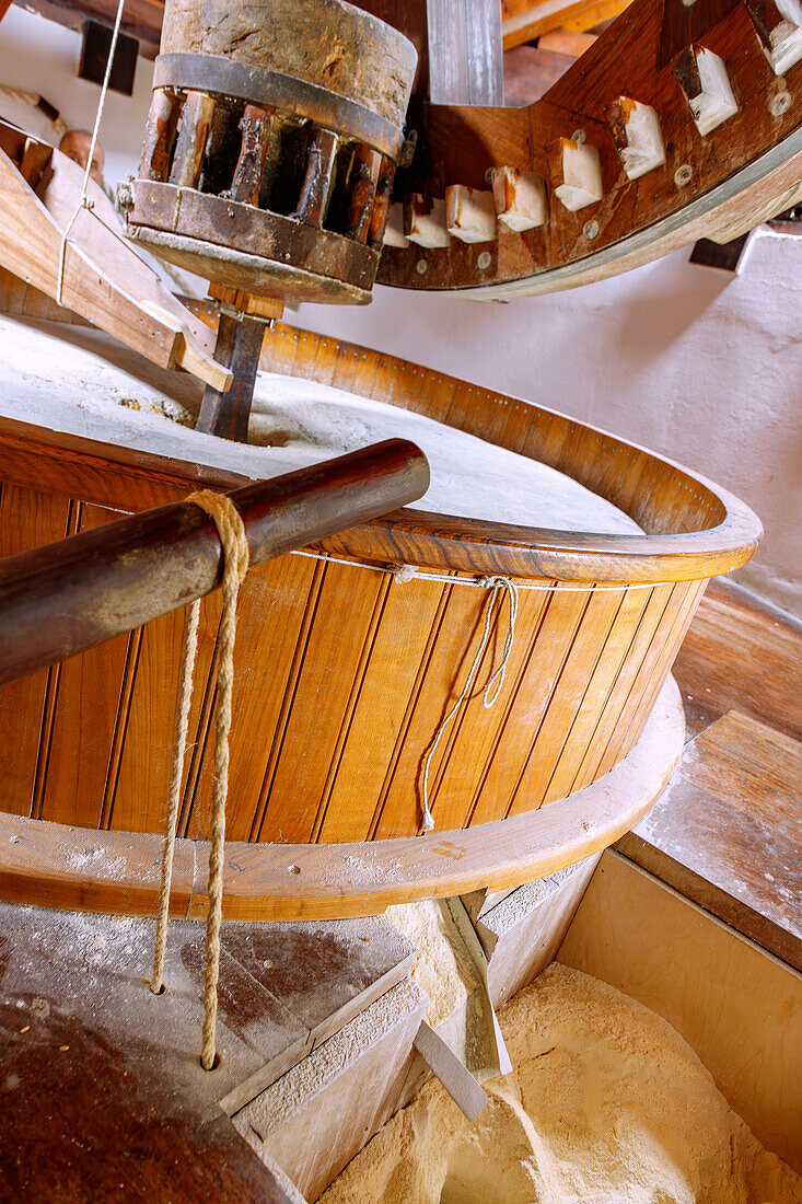  Grinding mechanism of the restored old windmill Tou Papa in Antimachia on the island of Kos in Greece 