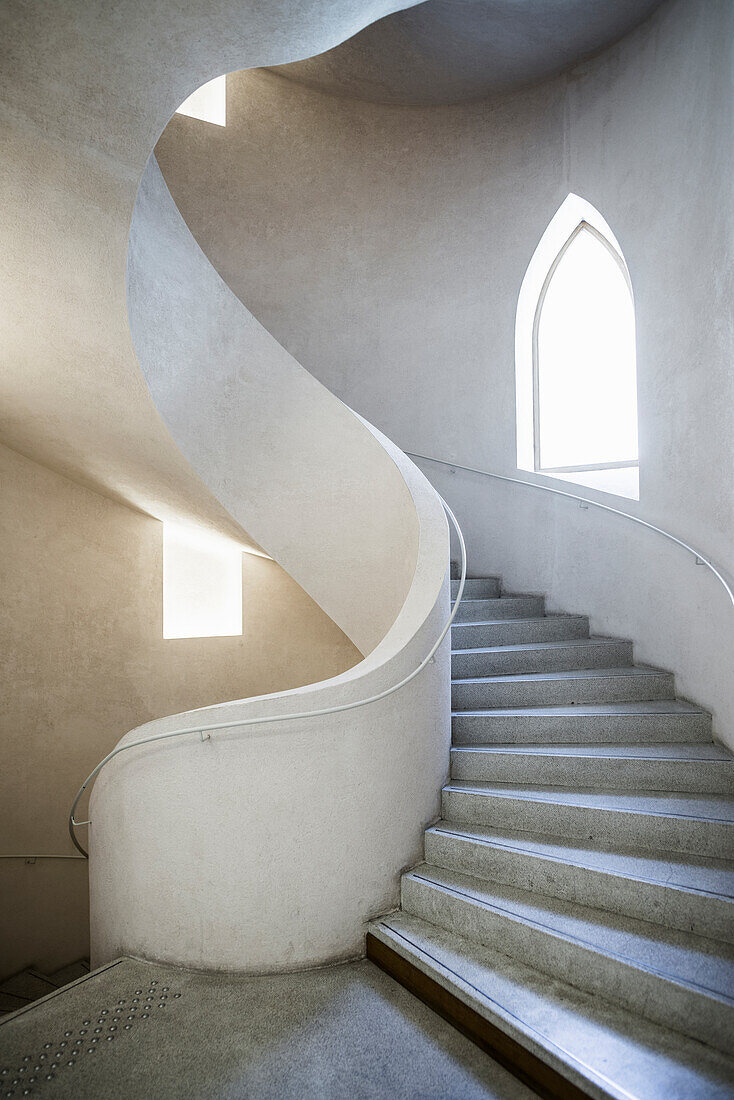  Spiral staircase, Museum Unterlinden, Musée Unterlinden, new building by architects Herzog and de Meuron, Colmar, Alsace, France 