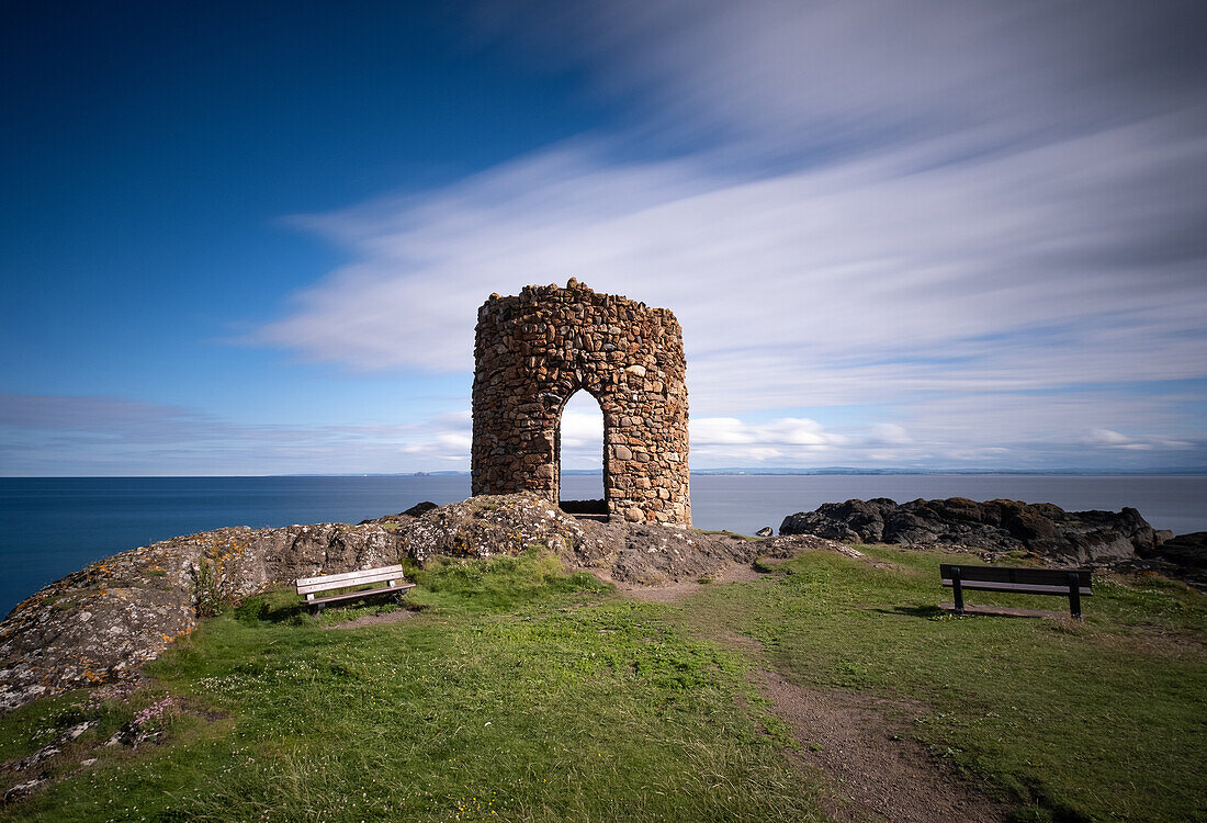 Blick auf den Lady's Tower, Five, Leven, East Lothian, Schottland, Vereinigtes Königreich