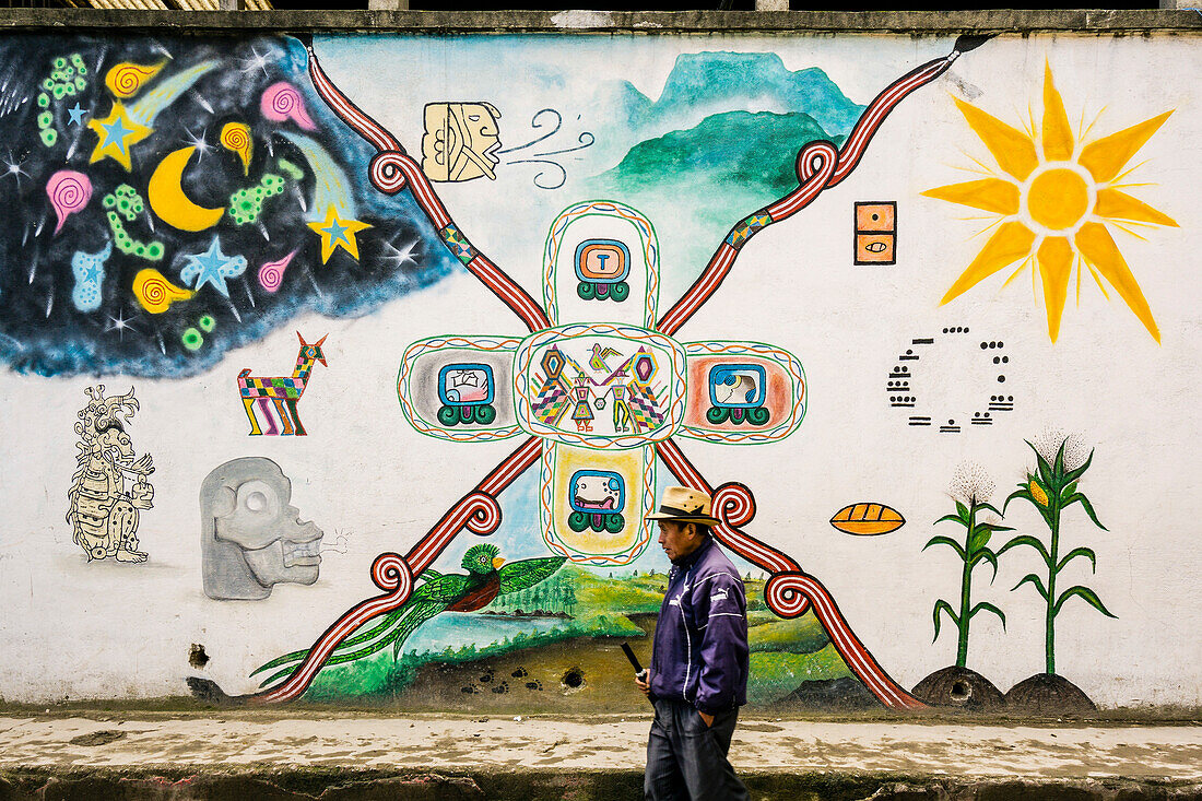  Wandgemälde mit Maya-Symbolen, Santa Maria Nebaj, Departement El Quiché, Guatemala, Mittelamerika 