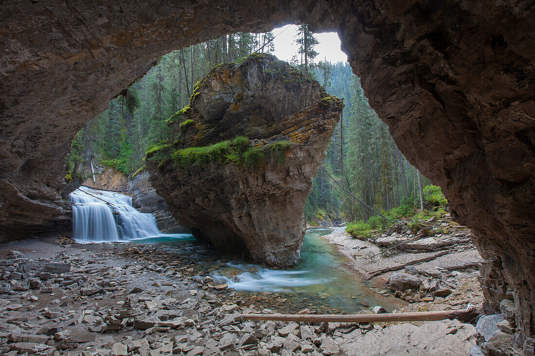  Waterfall in Johnston Canyon, Banff National Park, Alberta, Canada 