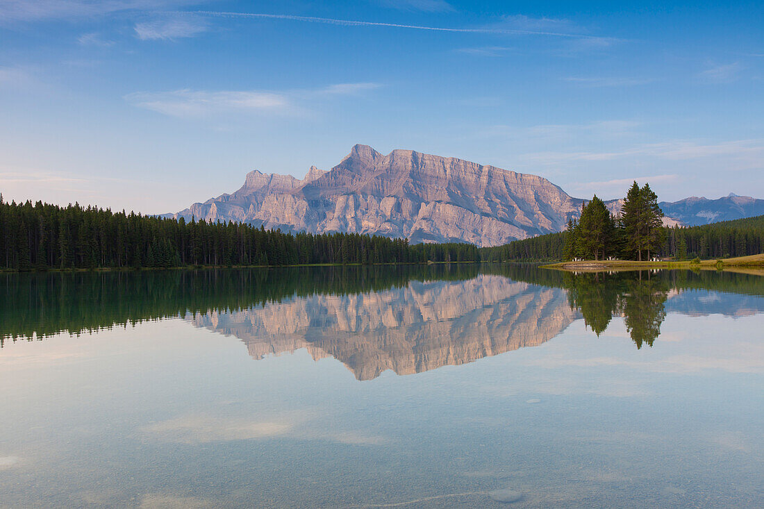  Two Jack Lake, Banff National Park, Alberta, Canada 