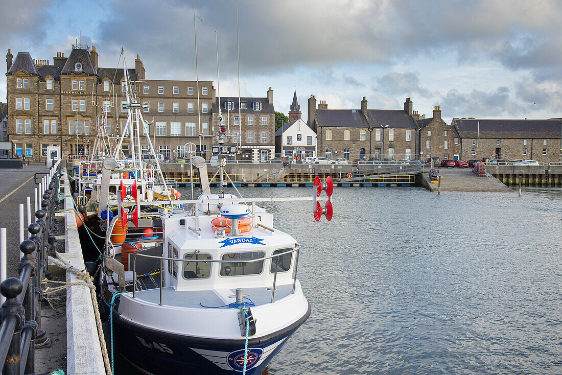  View of the town of Kirkwall, Orkney, Scotland, Great Britain 