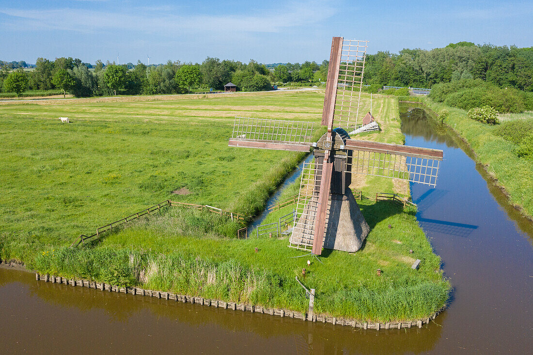  Honigflether Schoepfmuehle is the last of its kind in Northern Germany, Schleswig-Holstein, Germany 