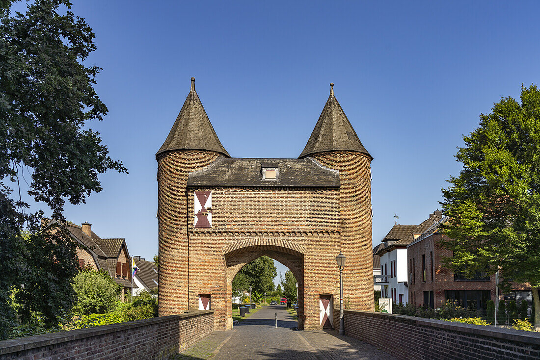  Owl towers of the outer Klever Tor in Xanten, Lower Rhine, North Rhine-Westphalia, Germany, Europe\n 