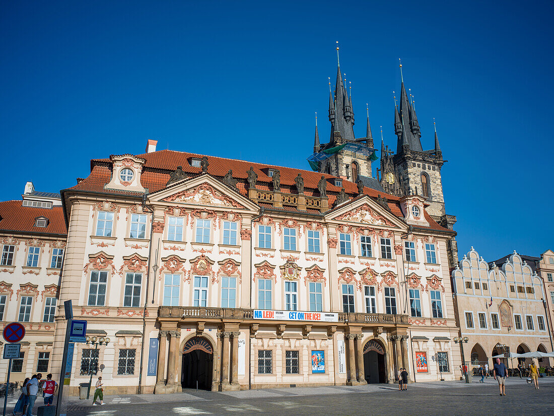  Tyn Church, Old Town Square, Prague Old Town, Prague, Czech Republic, Europe 