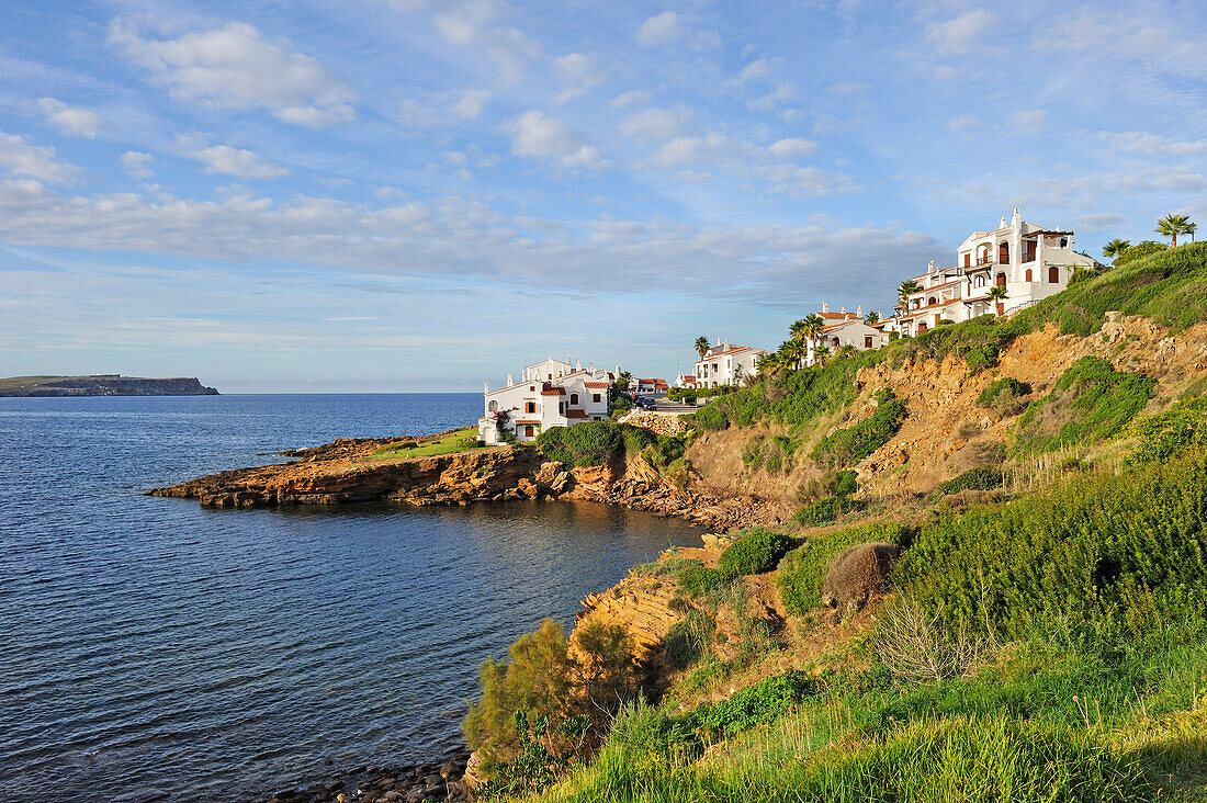 Ferienvillen in Platges de Fornells, Badeort, Insel Menorca, Balearen, Spanien, Europa