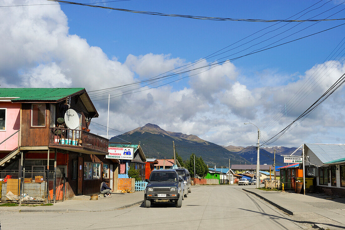 Ortsansicht von Puerto Williams, Insel Navarino, Feuerland, am Beagle-Kanal, Chile, Südamerika