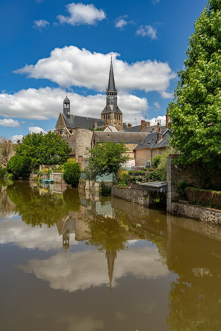  Moat in Bonneval with the church of Notre-Dame, Centre-Val de Loire, France, Europe 