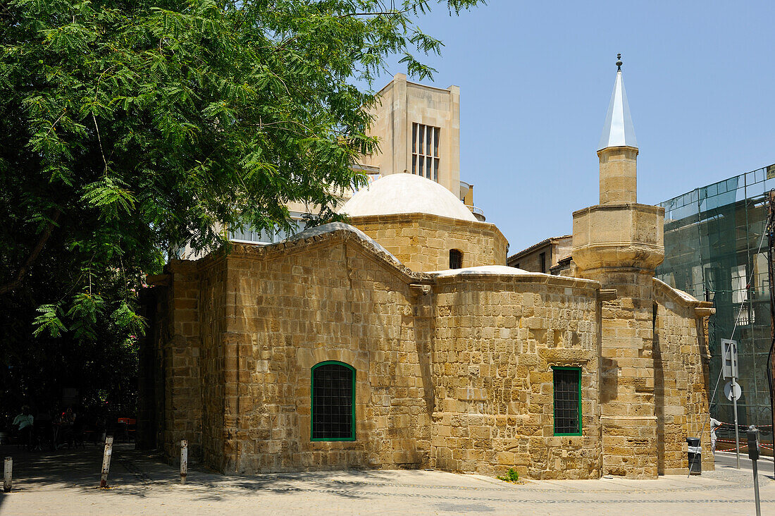 Moschee in der Altstadt von Nikosia, Zypern, östliches Mittelmeer