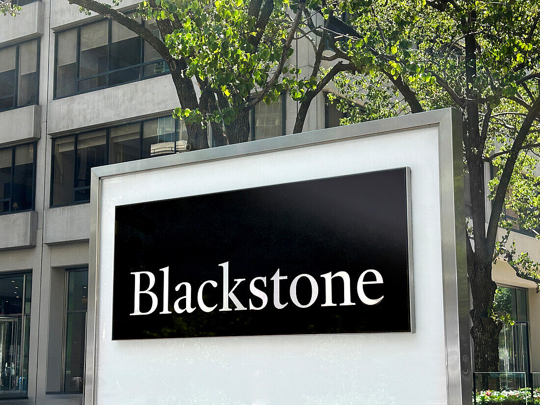  Blackstone, amerikanisches Unternehmen für alternative Anlageverwaltung, Firmenschild und Gebäudeaußenseite, Park Avenue, New York City, New York, USA 