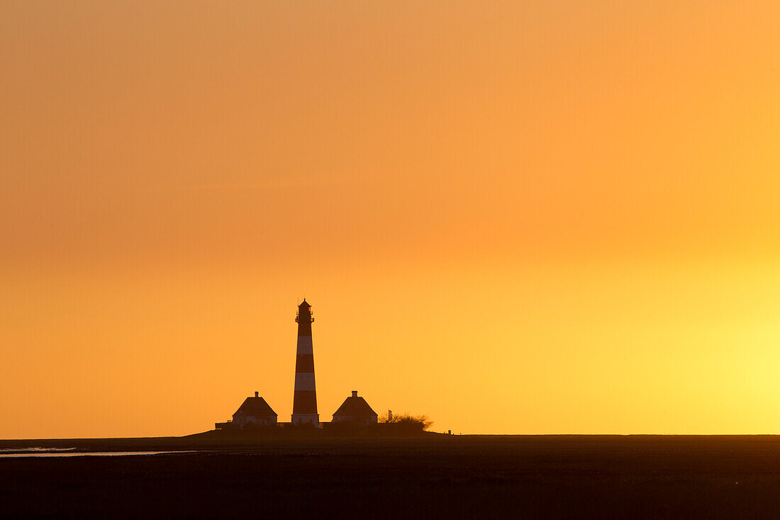 Leuchtturm Westerheversand, Sonnenuntergang, Westerhever, Eiderstedt, Nordfriesland, Schleswig-Holstein, Deutschland