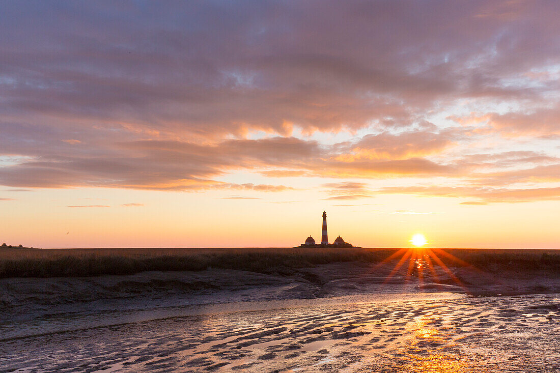  Westerhever Lighthouse, Wadden Sea National Park, North Frisia, Schleswig-Holstein, Germany 