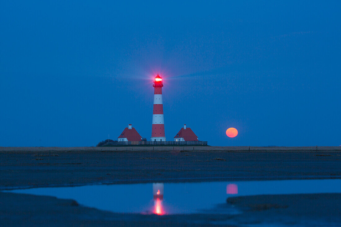 Leuchtturm Westerhever, Nationalpark Wattenmeer, Nordfriesland, Schleswig-Holstein, Deutschland