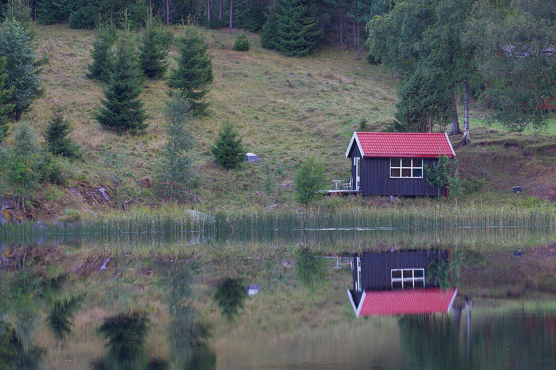 Holzhaus am See, Sommer, Värmland, Schweden