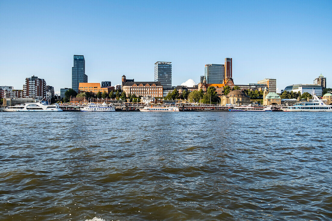 Skyline von Hamburg, Elbe, Hafen Hamburg, Hamburg, Norddeutschland, Deutschland