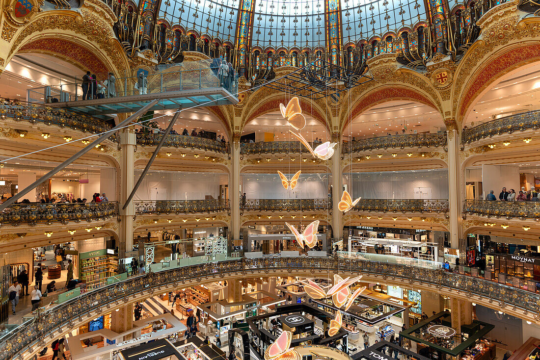  Galeries Lafayette department store, Paris, Île-de-France, France, Europe 