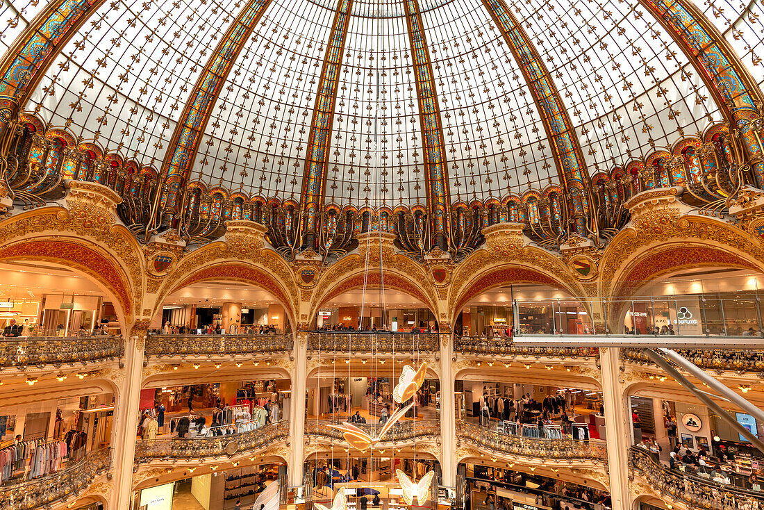  Dome, Art Nouveau, Galeries Lafayette department store, Paris, Île-de-France, France, Europe 