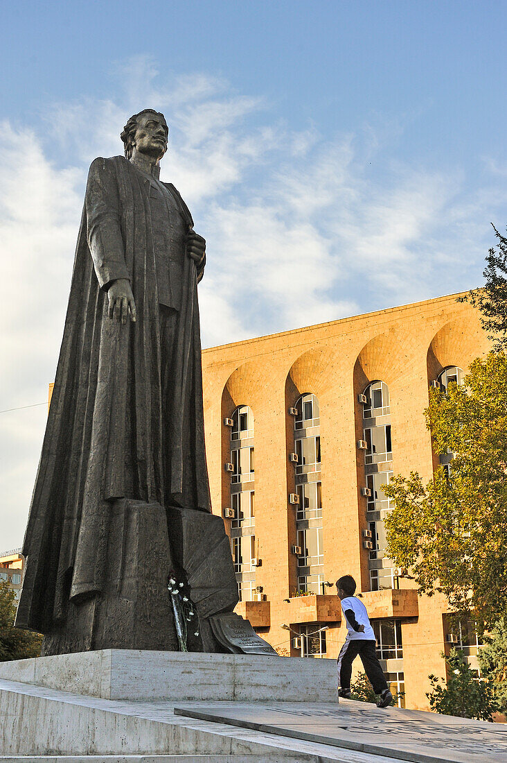 Garegin Nzhdeh (Armenian statesman and military strategist, 1886-1955) statue at the park adjacent to the Government of Armenia Building No. 3 , Yerevan, Armenia, Eurasia